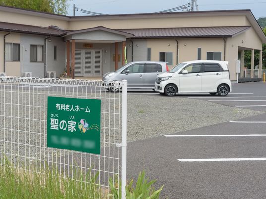 閑静なエントランス