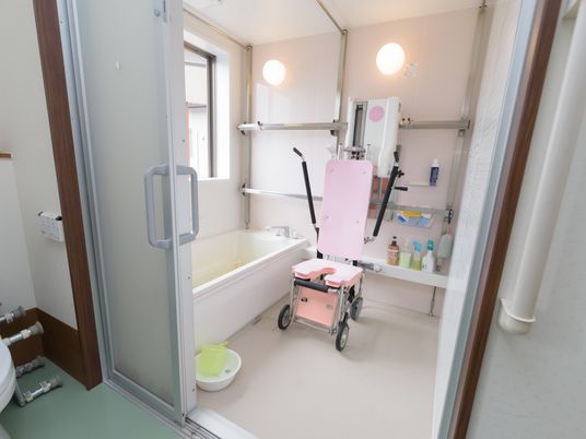 快適な介護浴室設備