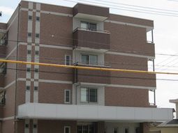 清潔な外観の建物