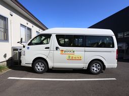 バリアフリーの送迎車