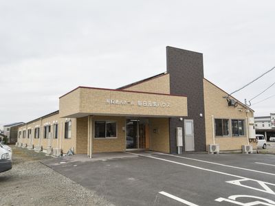 清潔感ある施設の外観