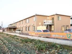 広々とした外観の居宅