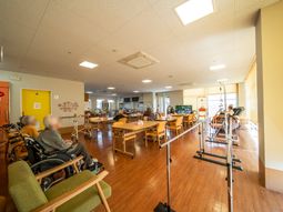 広々とした多目的空間