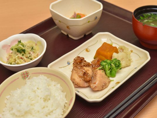 栄養バランスの取れた食事