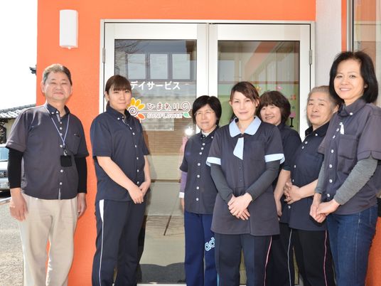 スタッフ集合エントランス前