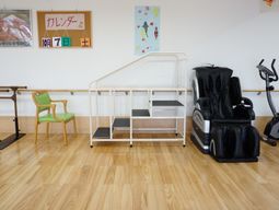 機能訓練室の明るい一角