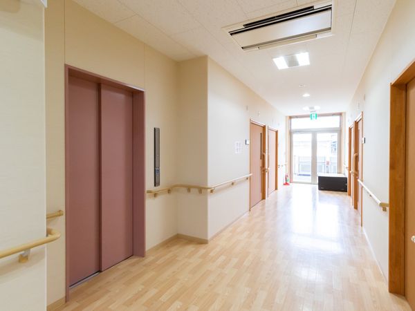 清潔感のある廊下