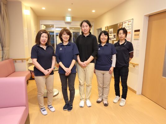 スタッフ集合写真
