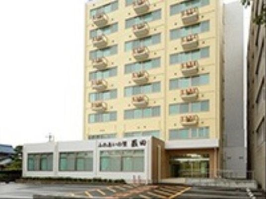 高層建築のエントランス