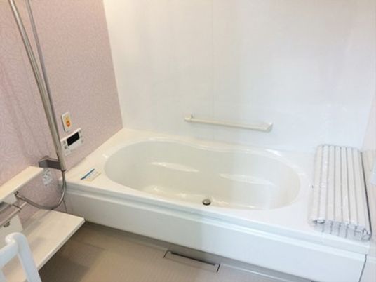 清潔感のある浴室