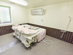 清潔な浴室設備