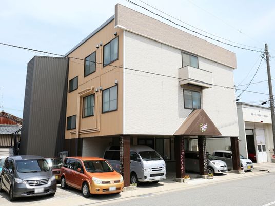 清潔感のある建物外観