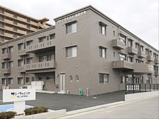 清潔感のある建物の外観
