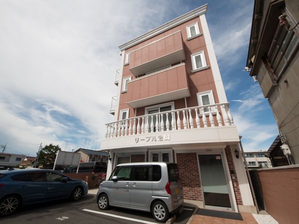 清潔感のある建物外観