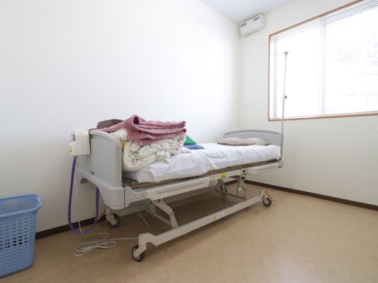 清潔な個室の病床