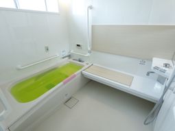 清潔感ある浴室の設備