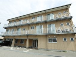 多階層建物外観