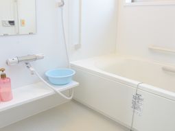 清潔感のあるバスルーム