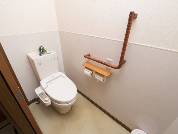 バリアフリー構造のトイレ