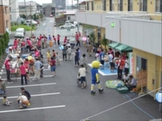 イベント開催の広場