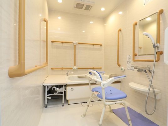 バリアフリー設計の洗面台