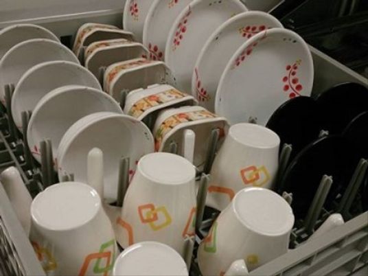 清潔な食器類収納