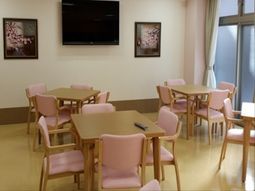 暖色系ダイニングルーム