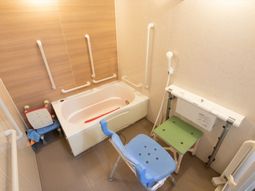 バリアフリー浴室設備