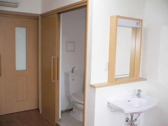 清潔感のあるトイレ空間