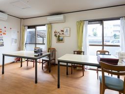 日差しの差し込む部屋