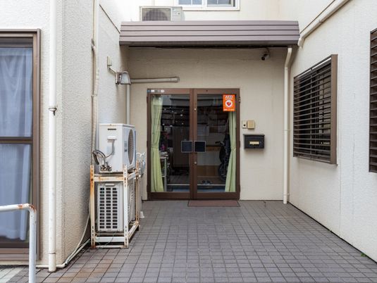 配慮された出入口
