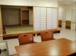 和室風の明るい部屋