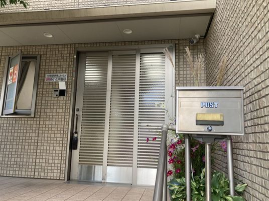 エントランス玄関