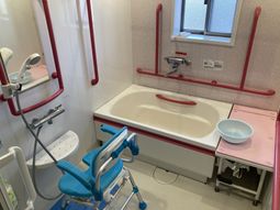 機能的な浴室
