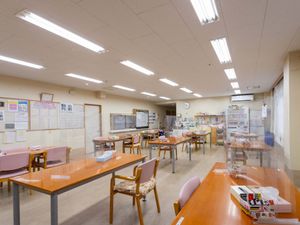 広々とした食堂の様子