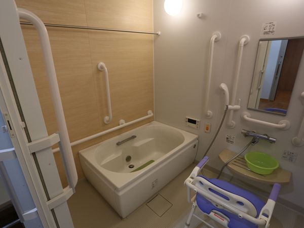バリアフリーの洗面設備