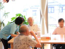 スタッフと利用者の会話