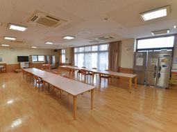 明るいダイニングルーム