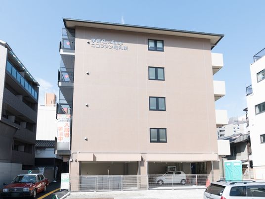 新築そうな建物外観