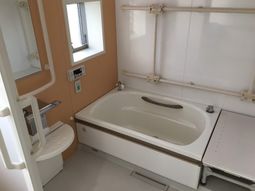 バリアフリー浴室設備