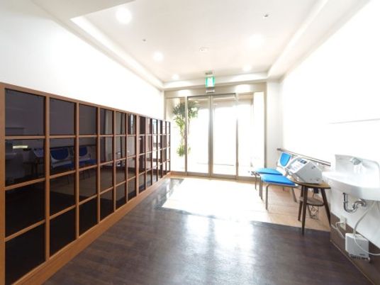 閑静な廊下の風景