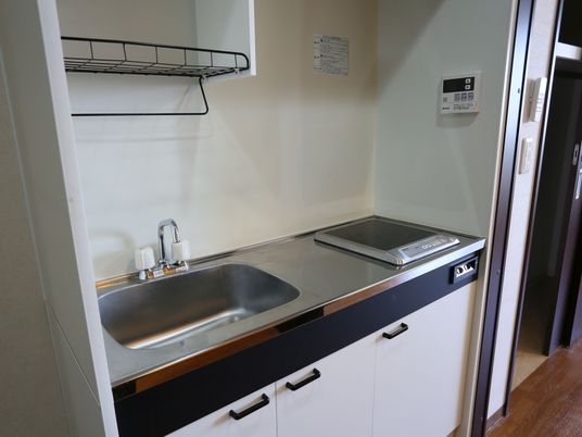 清潔なキッチン一角