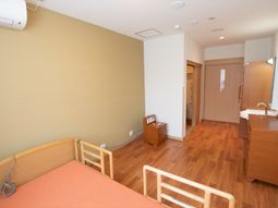広々居室のインテリア