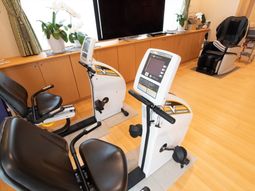 機能訓練室のエアロバイク