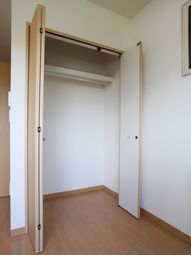 整理整頓されたクローゼット
