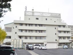 駐車場のある建物