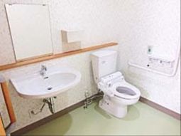 清潔感のあるトイレスペース