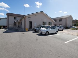一階建て明るい外観