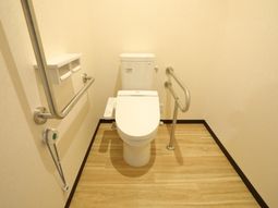 バリアフリートイレ