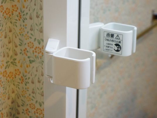 手指消毒用ディスペンサー
